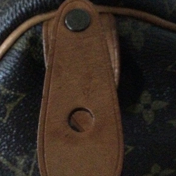 LOUIS VUITTON - Picture 5 of 8